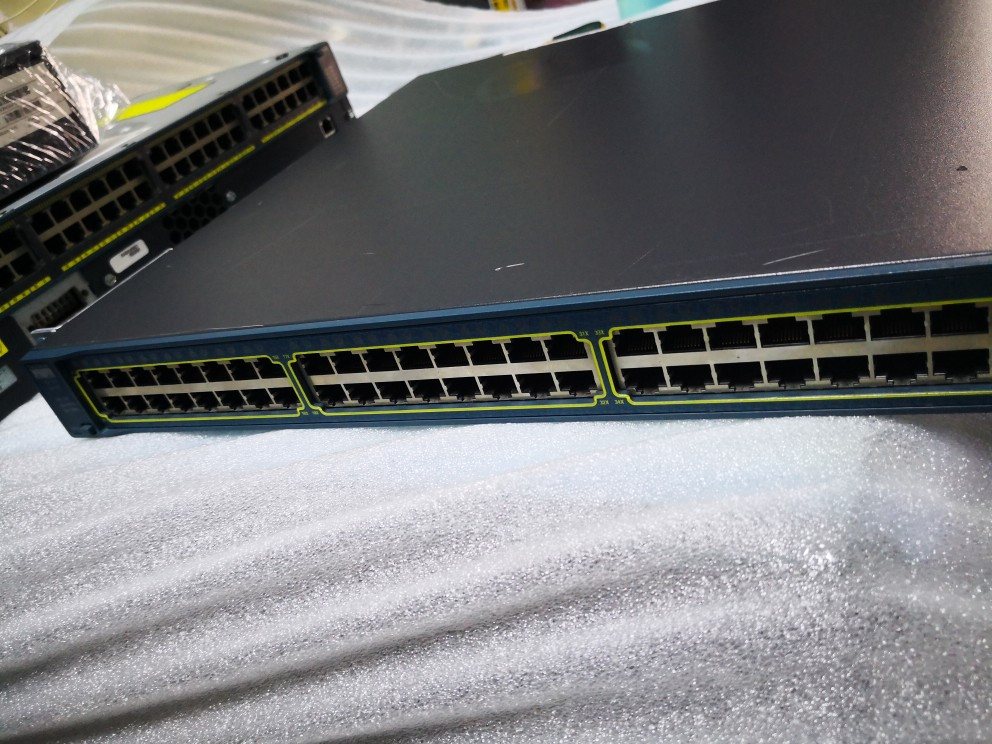 Cisco Catalyst C3560G-48TS-S switch 48 ports 1G Gigabit Layer 3