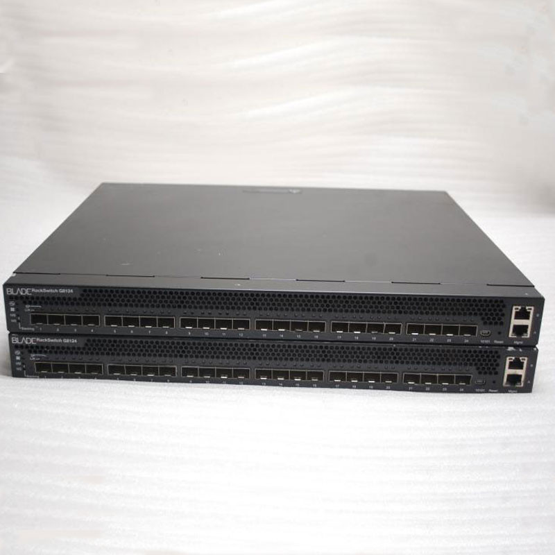 IBM BLADE RACKSwitch G8124 24 cổng 10GbE SFP+ chuyển mạch quang