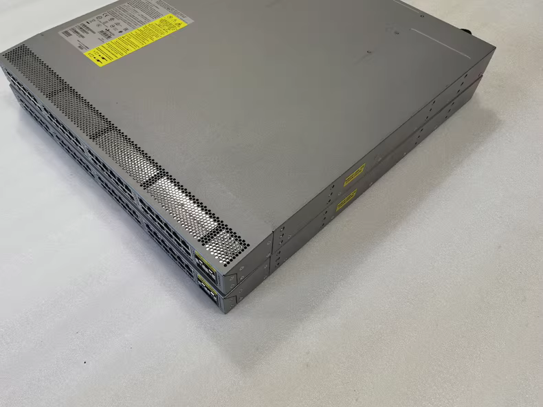 Switch Cisco Nexus N3K C3048TP 1GE 48 Ports 101001000M+ 04 Port 10G SFP+=04