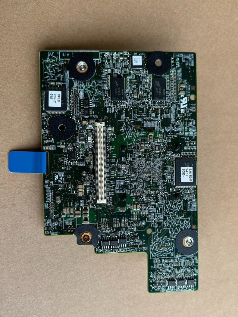 hpe smart array p840ar 2gb fbwc 12gb 2 port internal sas controller 02