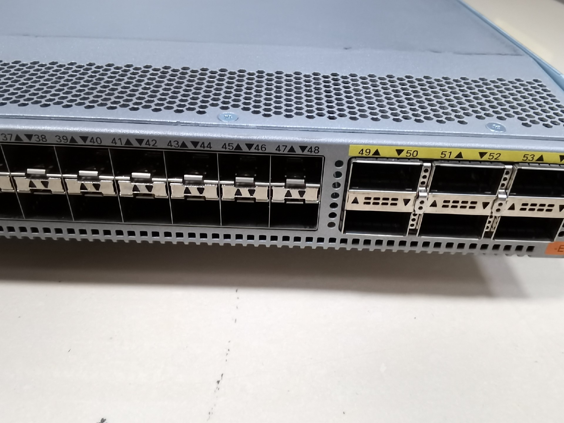 cisco n9k c9372px e nexus 9300 switch with 48p 10g sfp and 6p 40g qsfp 05