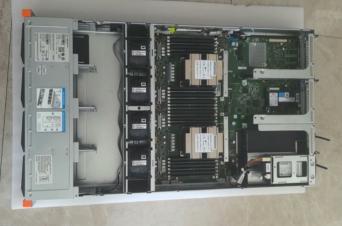 Máy chủ server inspur SA5212H5 xeon silver gold platinum 01 Máy chủ server inspur SA5212H5 xeon silver gold platinum 01