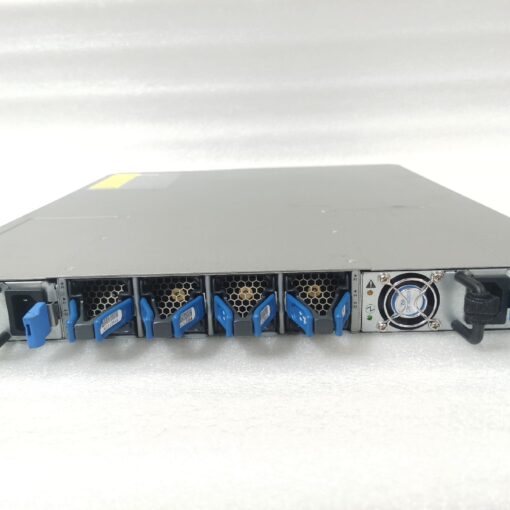 Switch Cisco nexus N9K C93108TC EX 03