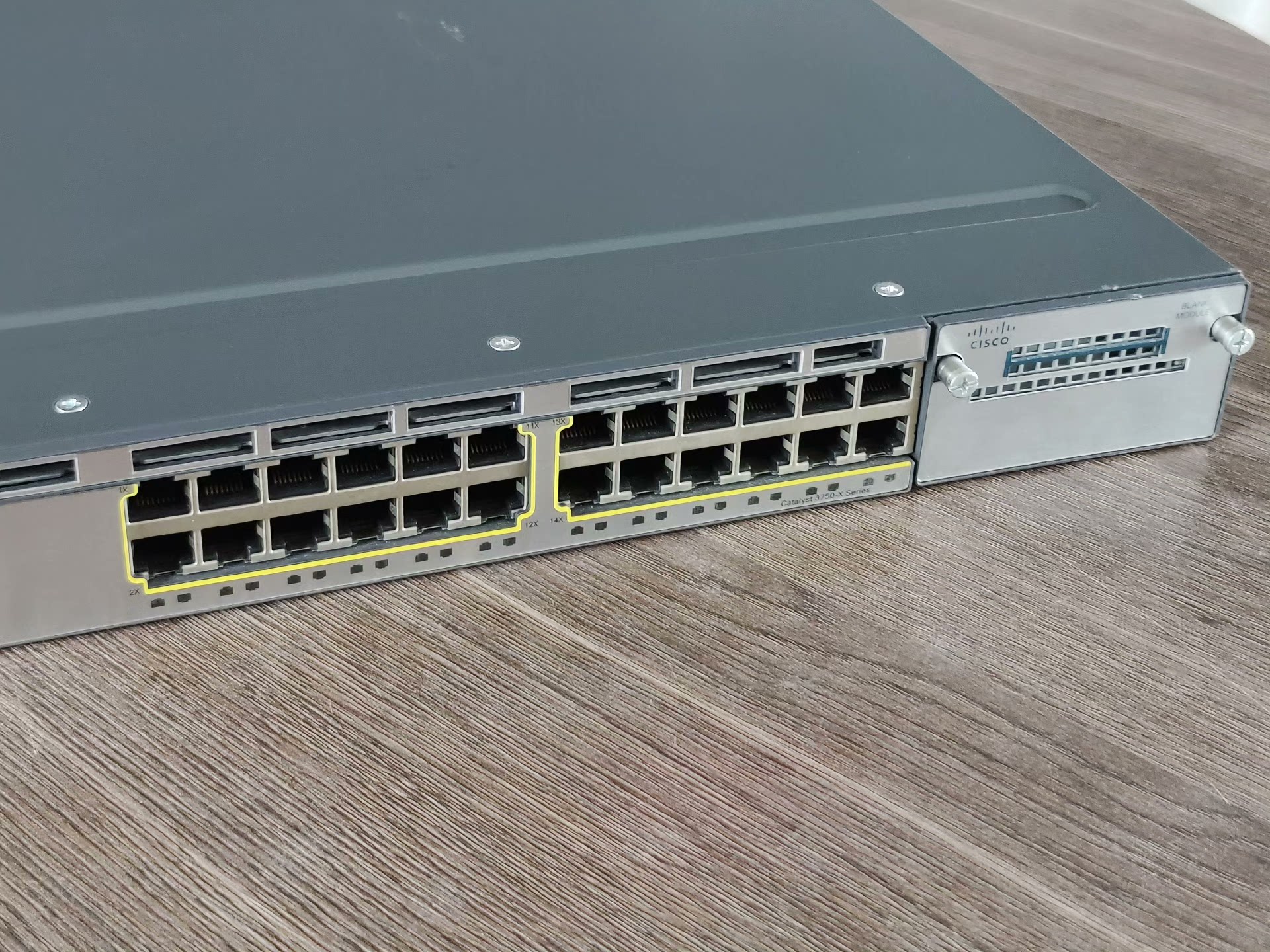 switch cisco ws c3750x 24t s 24 cong giga 1gbps base t 02