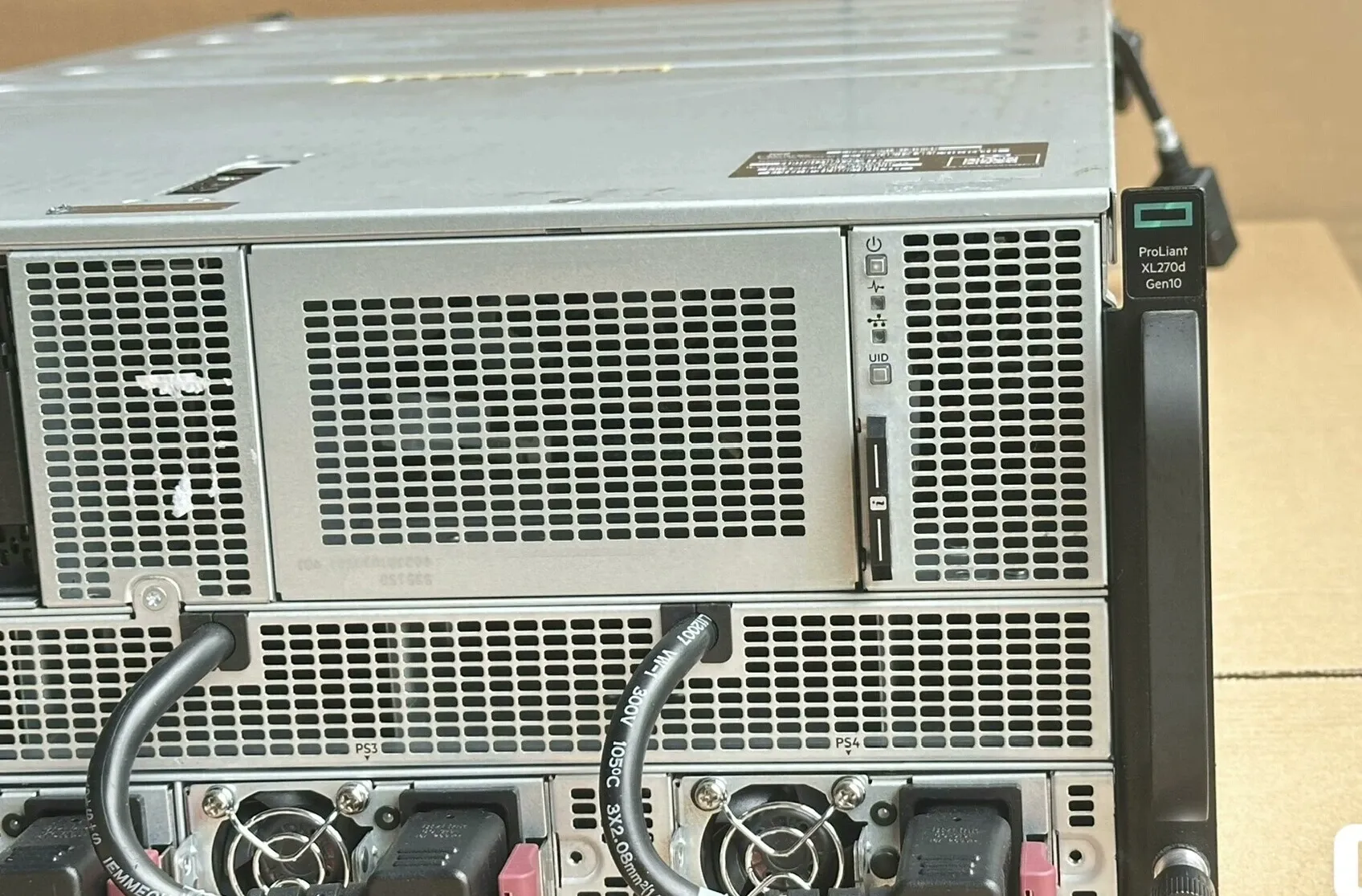 may chu ai hp apollo 6500 xl 270d gen 10 g10 8 gpu v100 sxm2 nvlink 5 Máy chủ AI HP Apollo 6500 XL 270d Gen 10 G10 8 GPU V100 SXM2 nvlink - Hinh 5