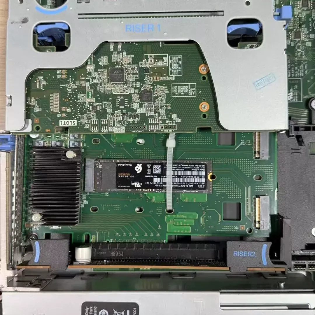 may chu dell poweredge c4140 4 x gpu tesla v100 sxm2 nvlink 6 Máy chủ Dell PowerEdge C4140 4 x GPU tesla V100 SXM2 Nvlink - Hinh 6