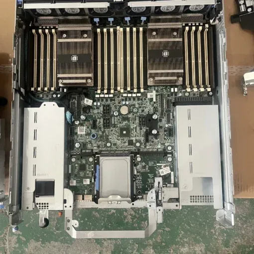 may chu server dell poweredge r7525 amd epyc sff 16x2 5 inch 8