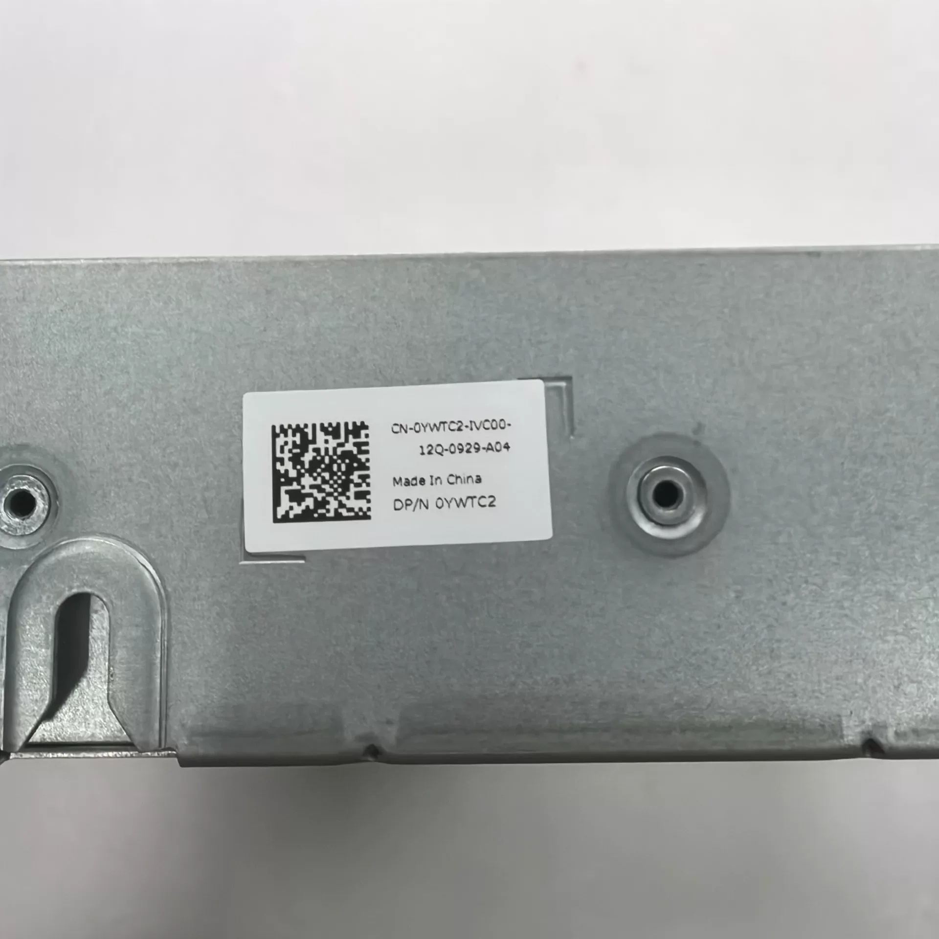 backplane dell ywtc2 r740xd rear 2 bay 3 5 lff 2 Backplane Dell R740xd 3.5" Rear - Ảnh 2
