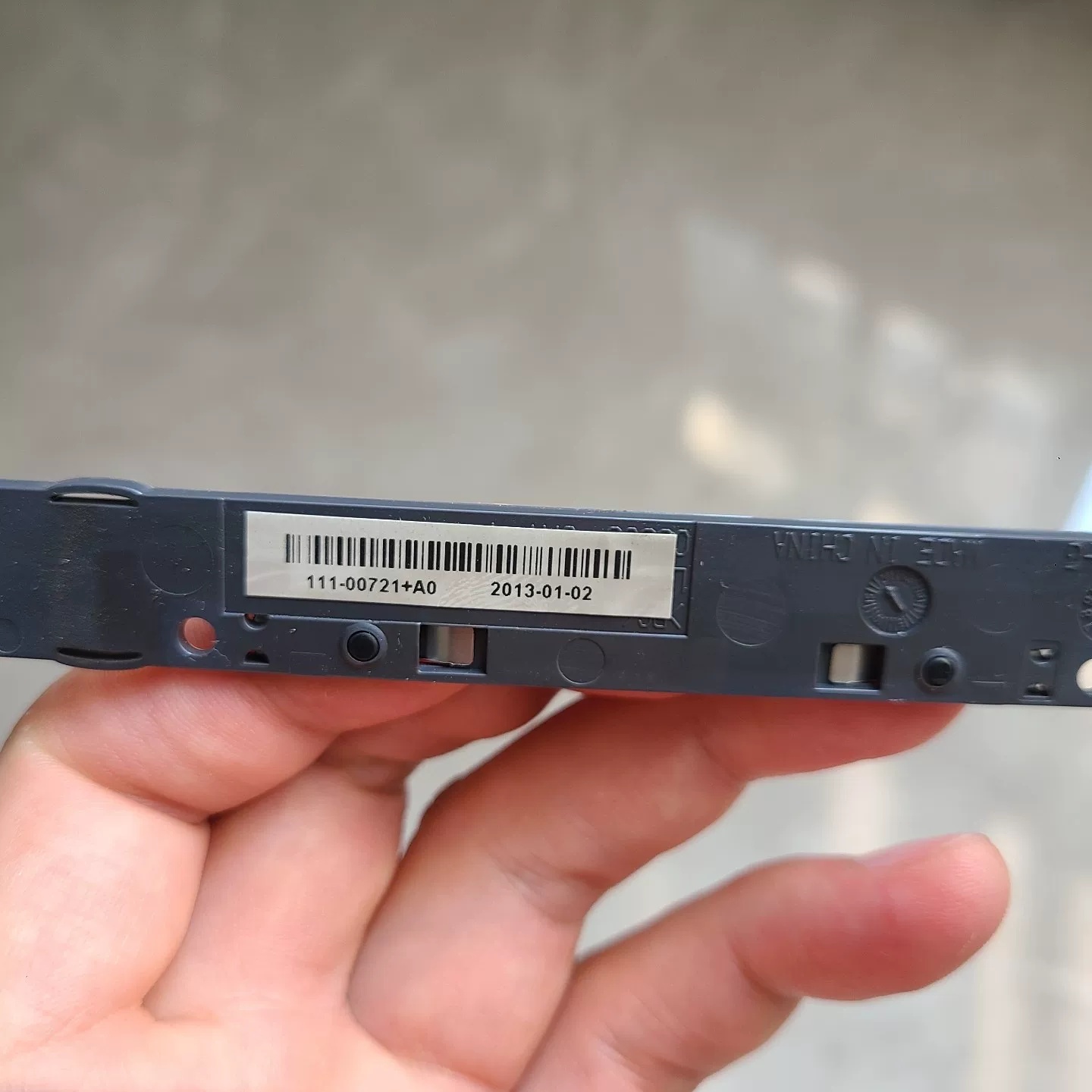 khay o cung tray netapp 2 5 ds4246 ds4243 ds224c 3 Khay ổ cứng Netapp 2.5" - Ảnh 3