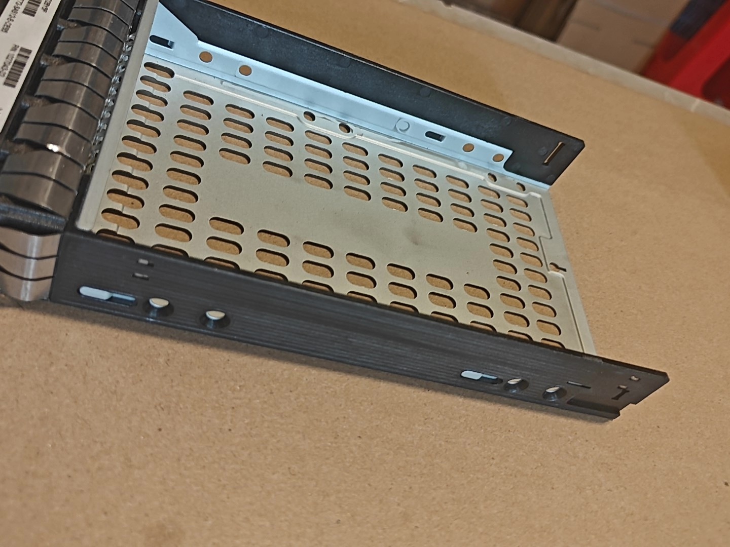 khay o cung tray veritas hp 3par 3 5 inch 4 Khay ổ cứng Veritas HP 3PAR - Ảnh 4