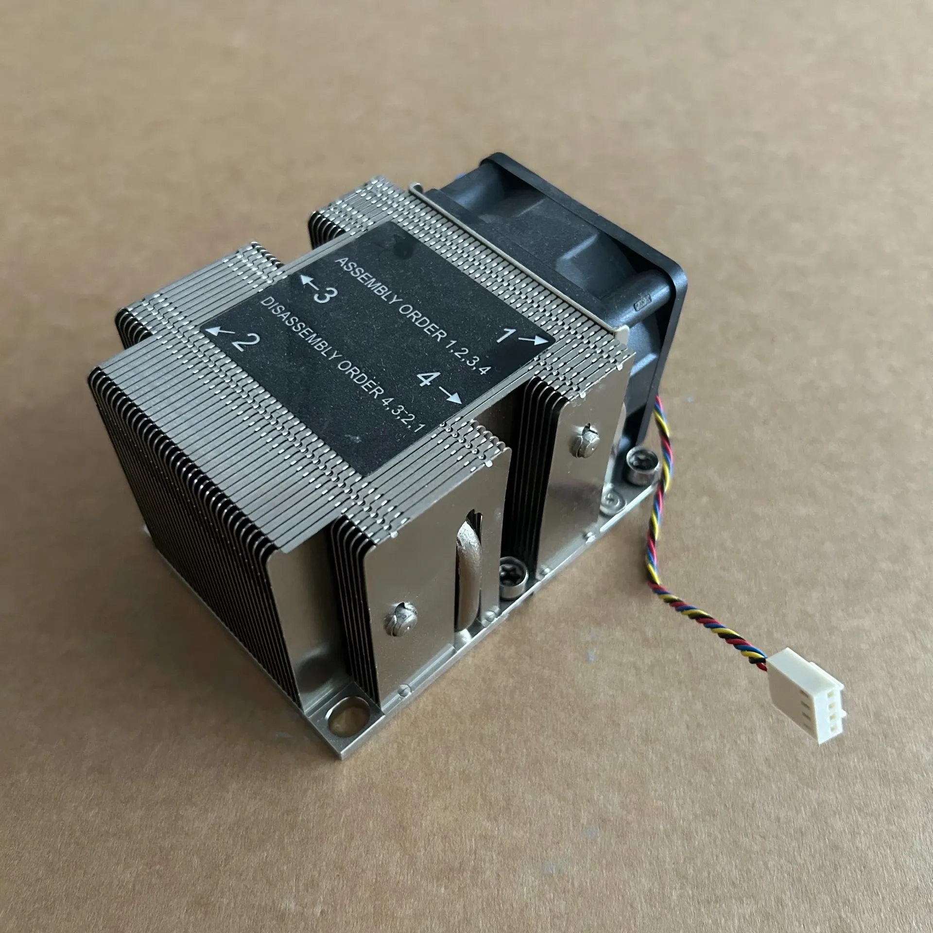 tan nhiet heatsink socket 3647 2u kem quat 3 tan nhiet heatsink socket 3647 2u kem quat 3